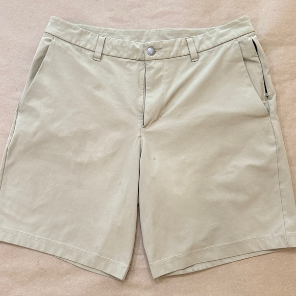 Men’s Khaki Lululemon Casual Shorts - Picture 1 of 14